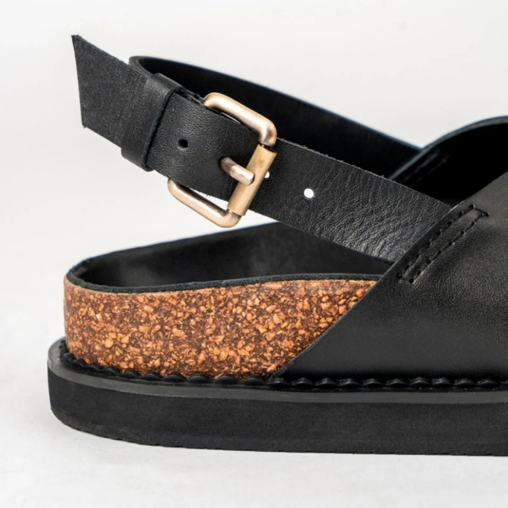 Liberté Leather Capri Sandal Wider Fit Black EU 39 US 8 - Picture 3 of 13